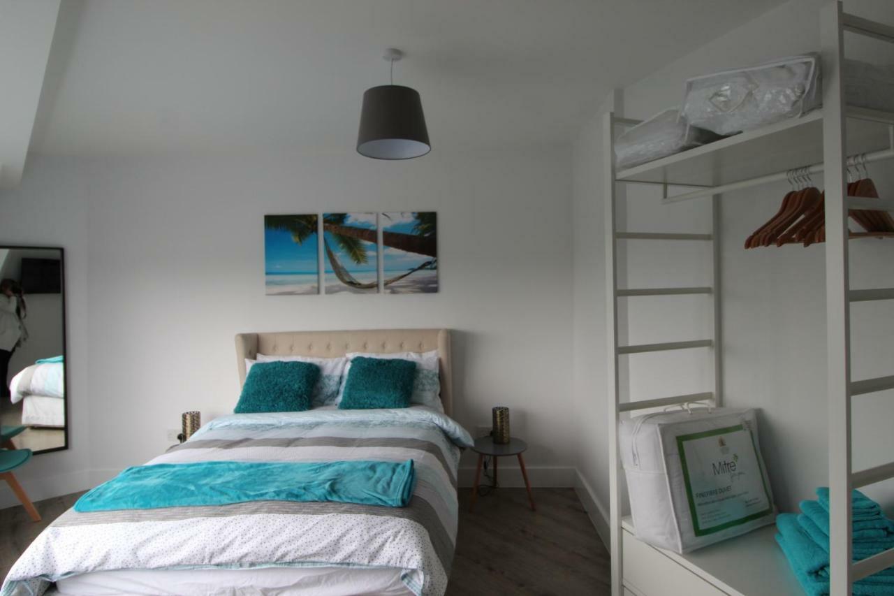 2 Serviced Apartments In Childwall-South Liverpool - Each Apartment Sleeps 6 Exteriér fotografie